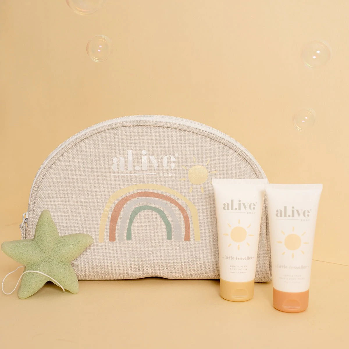 LITTLE TRAVELLER ESSENTIALS PACK